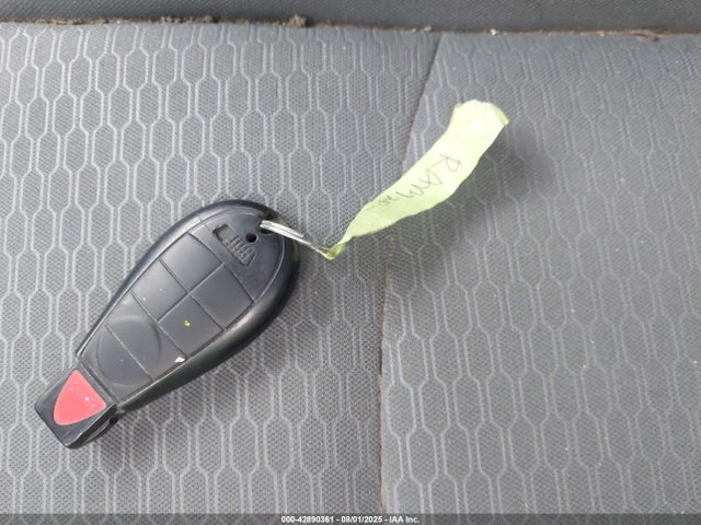 3C6UR5HL3EG204711 RAM 2014