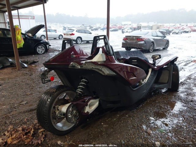 Polaris Slingshot 2017 57XAAPFA9H8124119 Image 4