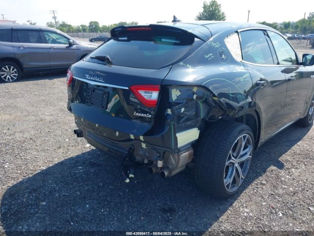 2019 MASERATI LEVANTE ZN661ZUAOKX332480 Photo 5