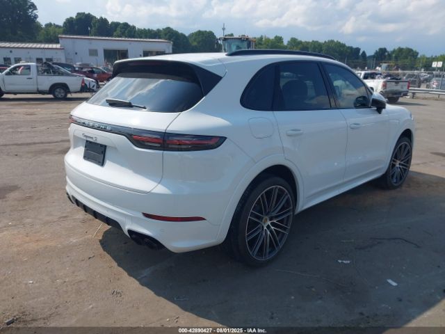 2019 PORSCHE CAYENNE WP1AB2AY5KDA64026 Photo 3