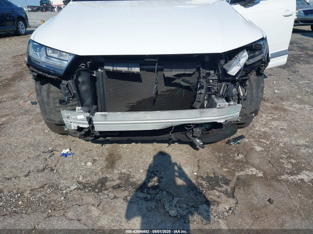 2019 AUDI Q7 WA1LHAF7XKD044271 Photo 5