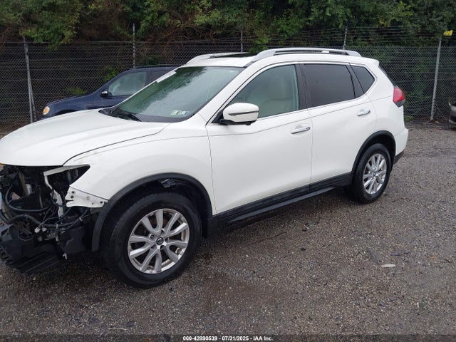 5N1AT2MV4HC821931 Nissan 2017