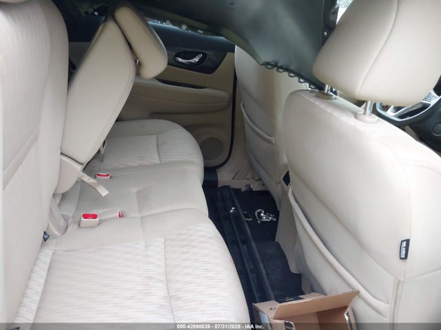 5N1AT2MV4HC821931 Nissan 2017