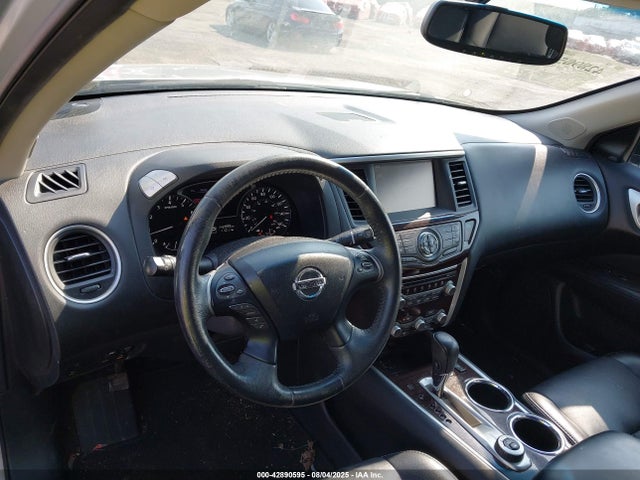 Nissan 2015 2015 5N1AR2MM3FC650804 Image 17