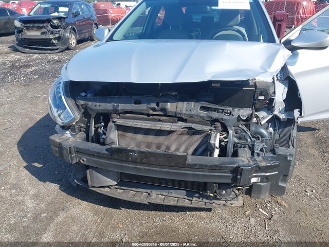 Hyundai 2017 2017 KMHCT4AE5HU175382 Image 6