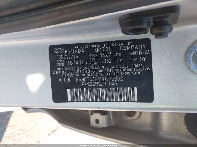 Hyundai 2017 2017 KMHCT4AE5HU175382 Image 9