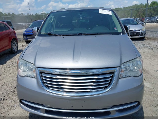 2C4RC1CGXFR583740 Chrysler Town and Country