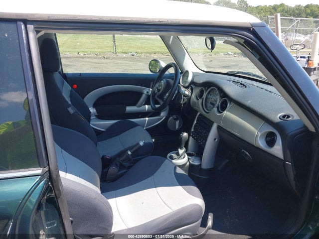 2004 MINI COOPER WMWRC33434TJ58638 Photo 4