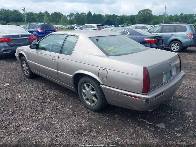 2001 CADILLAC ELDORADO 1G6ET12951B108461 Photo 2