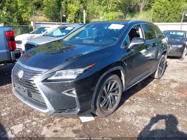 Lexus 2016 2016 2T2ZZMCA9GC024852 Image 2