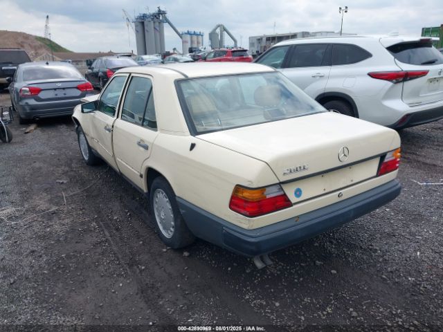 1989 MERCEDES-BENZ 260 WDBEA26D1KA822228 Photo 2