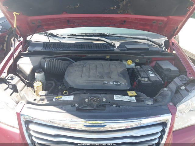 Chrysler Town and Country 2016 2C4RC1BG6GR267948 Image 10