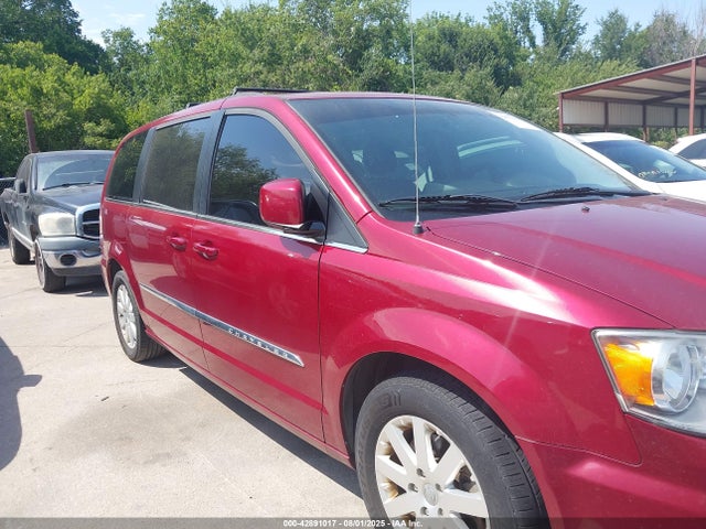 Chrysler Town and Country 2016 2C4RC1BG6GR267948 Image 13