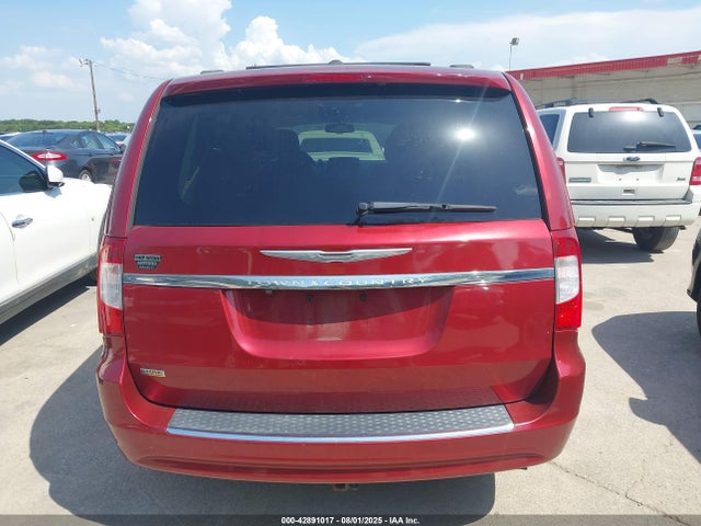Chrysler Town and Country 2016 2C4RC1BG6GR267948 Image 16