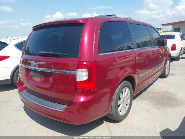 Chrysler Town and Country 2016 2C4RC1BG6GR267948 Image 4