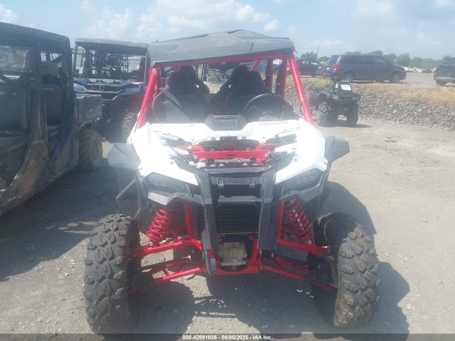 Honda Sxs1000 S4x 2021 1HFVE06E1M4101529 Image 5