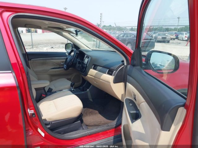 2016 MITSUBISHI OUTLANDER JA4AZ3A33GZ000868 Photo 4