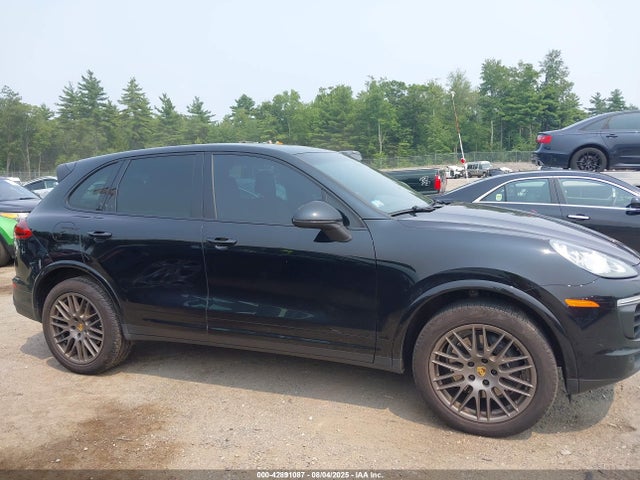 Porsche Cayenne 2017 WP1AA2A24HKA83525 Image 13