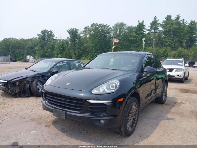 2017 PORSCHE CAYENNE WP1AA2A24HKA83525 Photo 1