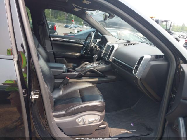 2017 PORSCHE CAYENNE WP1AA2A24HKA83525 Photo 4