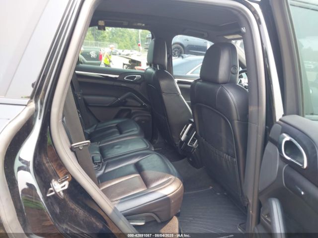 2017 PORSCHE CAYENNE WP1AA2A24HKA83525 Photo 7