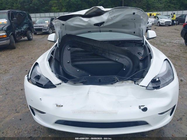 2023 TESLA MODEL Y 7SAYGDEE5PF797340 Photo 5