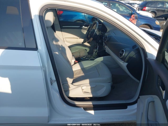 2015 AUDI A3 WAUACHFFXF1111466 Photo 4