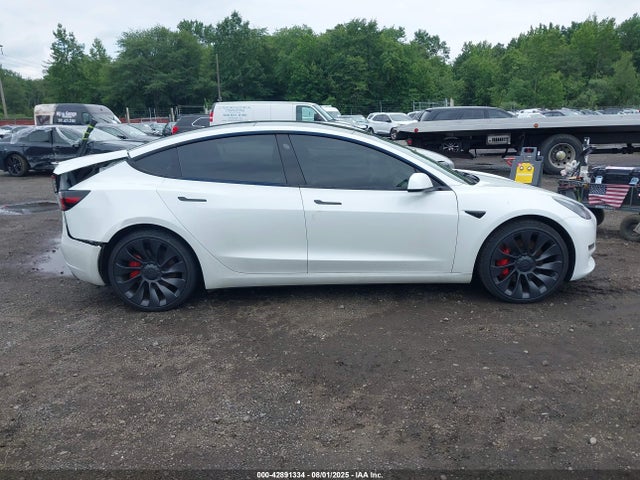 5YJ3E1EC3PF596742 Tesla 2023