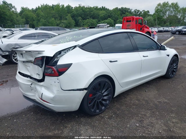 5YJ3E1EC3PF596742 Tesla 2023
