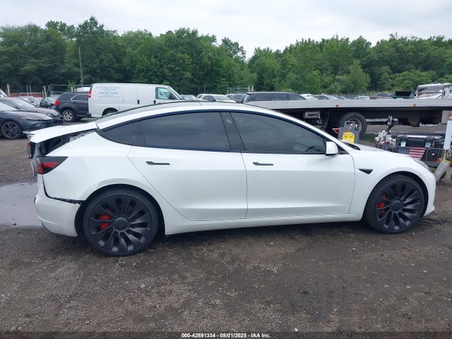 5YJ3E1EC3PF596742 Tesla 2023