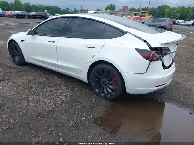 5YJ3E1EC3PF596742 Tesla 2023