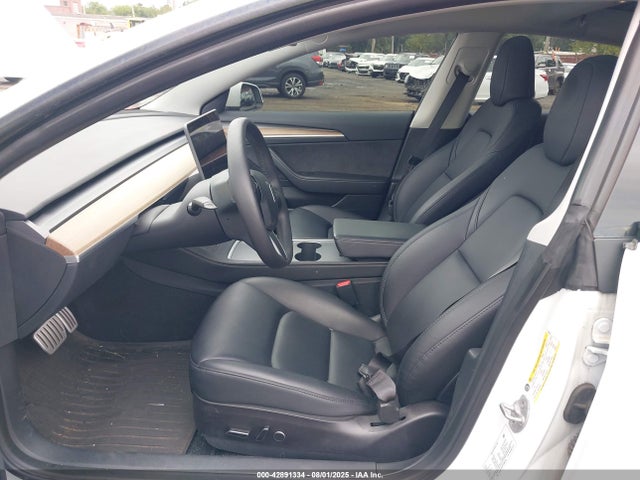 5YJ3E1EC3PF596742 Tesla 2023