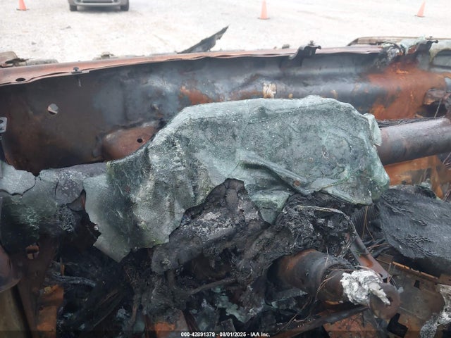 3GTUUDEDXSG142539 GMC l84