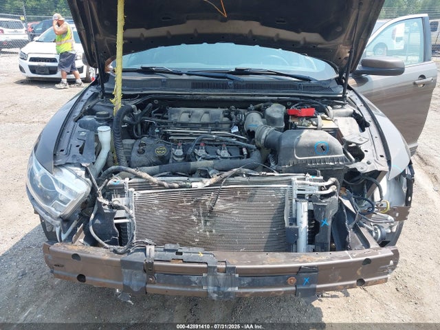 Ford Taurus 2016 1FAHP2E89GG122095 Image 10
