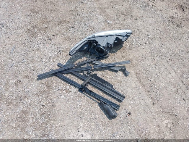 Ford Taurus 2016 1FAHP2E89GG122095 Image 12