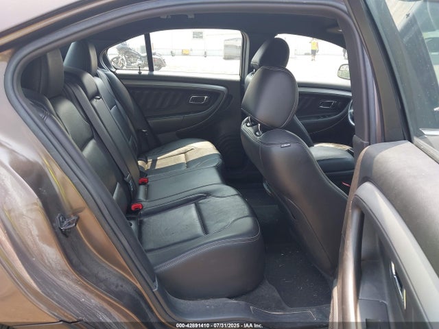 Ford Taurus 2016 1FAHP2E89GG122095 Image 8
