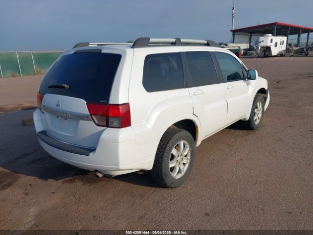 2011 MITSUBISHI ENDEAVOR 4A4JN2AS3BE030724 Photo 3