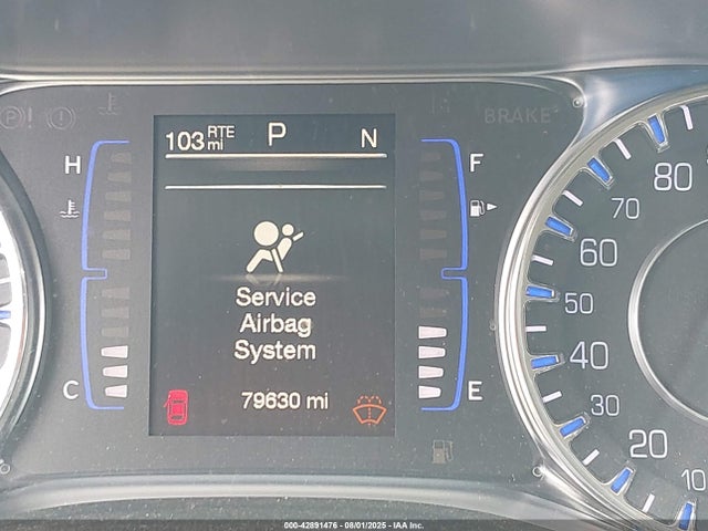 1C3CCCAB0GN165554 Chrysler 2016