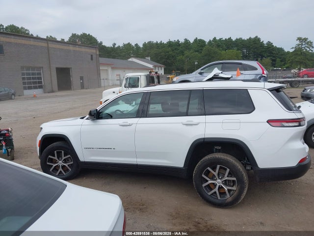1C4RJKBG2P8842196 Jeep GRAND CHEROKEE L