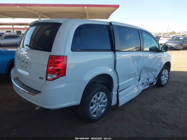 2C7WDGBG9JR231510 Dodge Grand Caravan Se