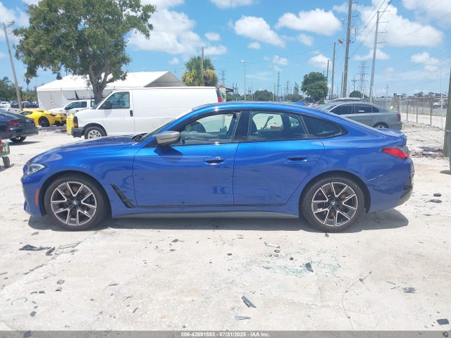 WBA63AW01RFS22827 BMW M440I