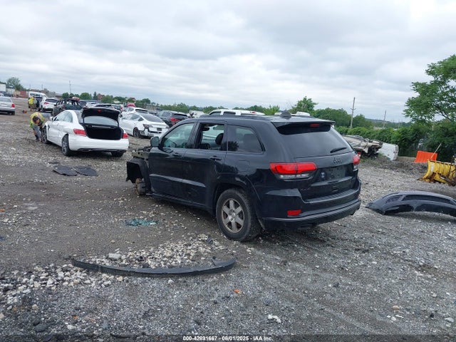 1C4RJFBG3KC830992 Jeep Grand Cherokee