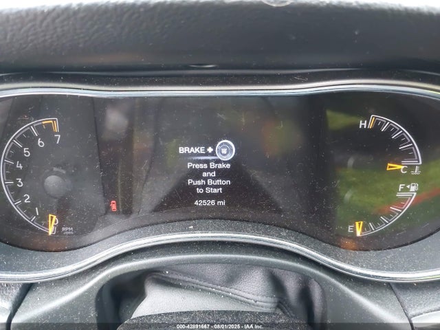 1C4RJFBG3KC830992 Jeep Grand Cherokee