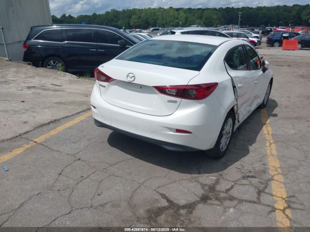 2016 MAZDA MAZDA3 3MZBM1U74GM322879 Photo 3