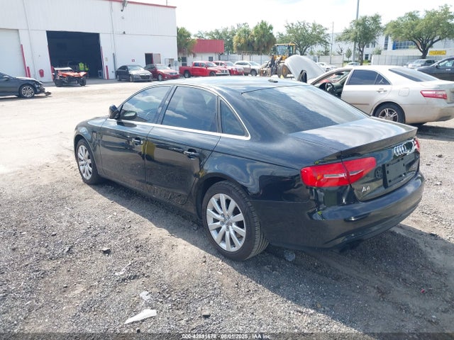 2013 AUDI A4 WAUAFAFL8DN026989 Photo 2