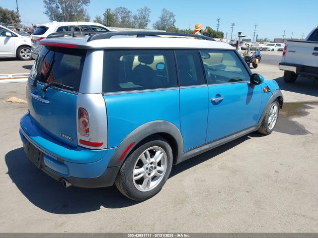 2014 MINI CLUBMAN WMWZF3C53ET492444 Photo 3