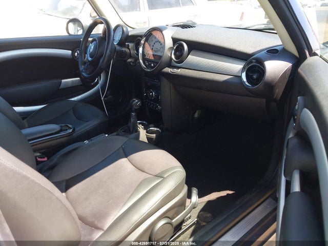 2014 MINI CLUBMAN WMWZF3C53ET492444 Photo 4