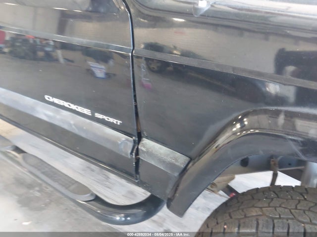 Aukcja sprzedaży 2000 Jeep Cherokee Sport, vin: 1J4FF48S8YL136810, numer aukcji: 42892034