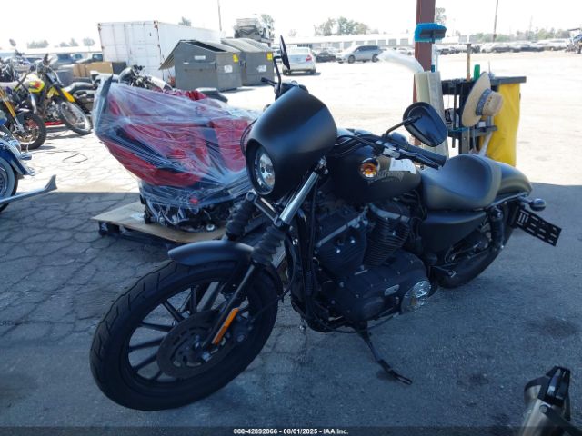 2013 HARLEY-DAVIDSON XL883 1HD4LE230DC433852 Photo 1