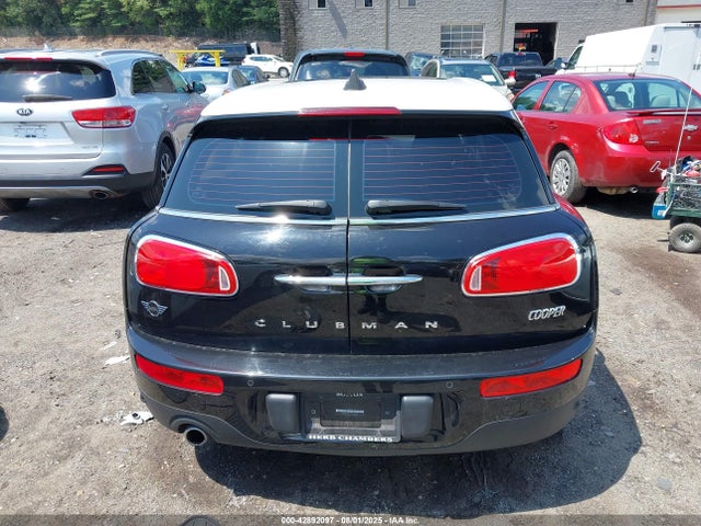 Mini Clubman 2019 WMWLU1C57K2F29998 Image 16